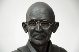 Non-violence - Portraits